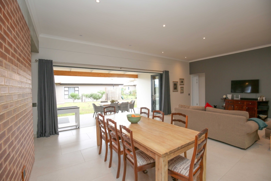 3 Bedroom Property for Sale in The Hill Western Cape